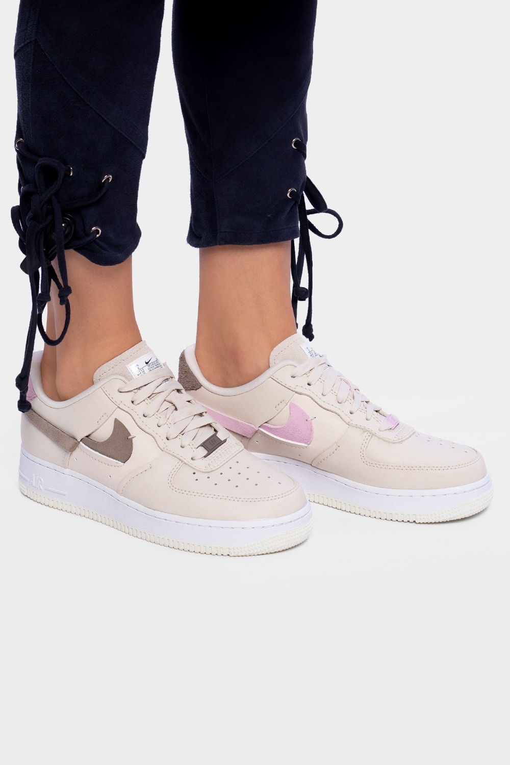 Nike air force beige jordan best sale